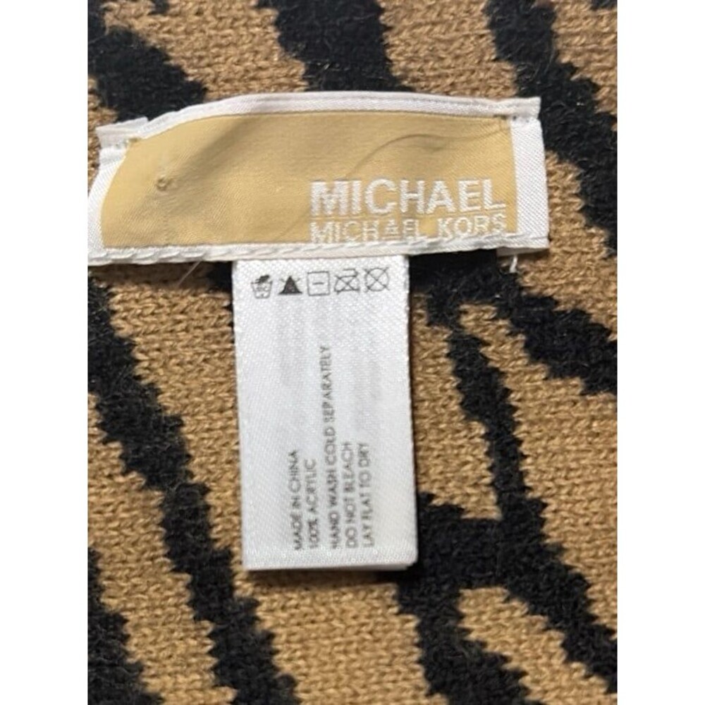 Michael Kors Tiger Stripe Knit Scarf with Gold MK Charm - tan/Black - Picture 3 of 3